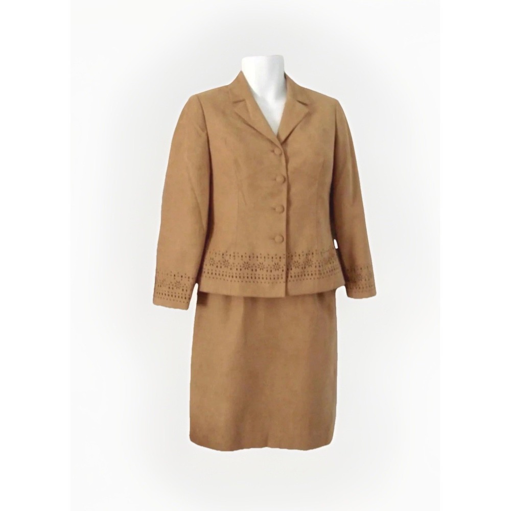 Kasper Women's 10P Skirt Suit Jacket Blazer‎ Laser Cut Faux Suede Tan Lined